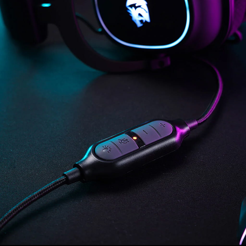 redragon h510 rgb gaming headset buttons 1.jpg redragon h510 rgb gaming headset buttons 1.jpg