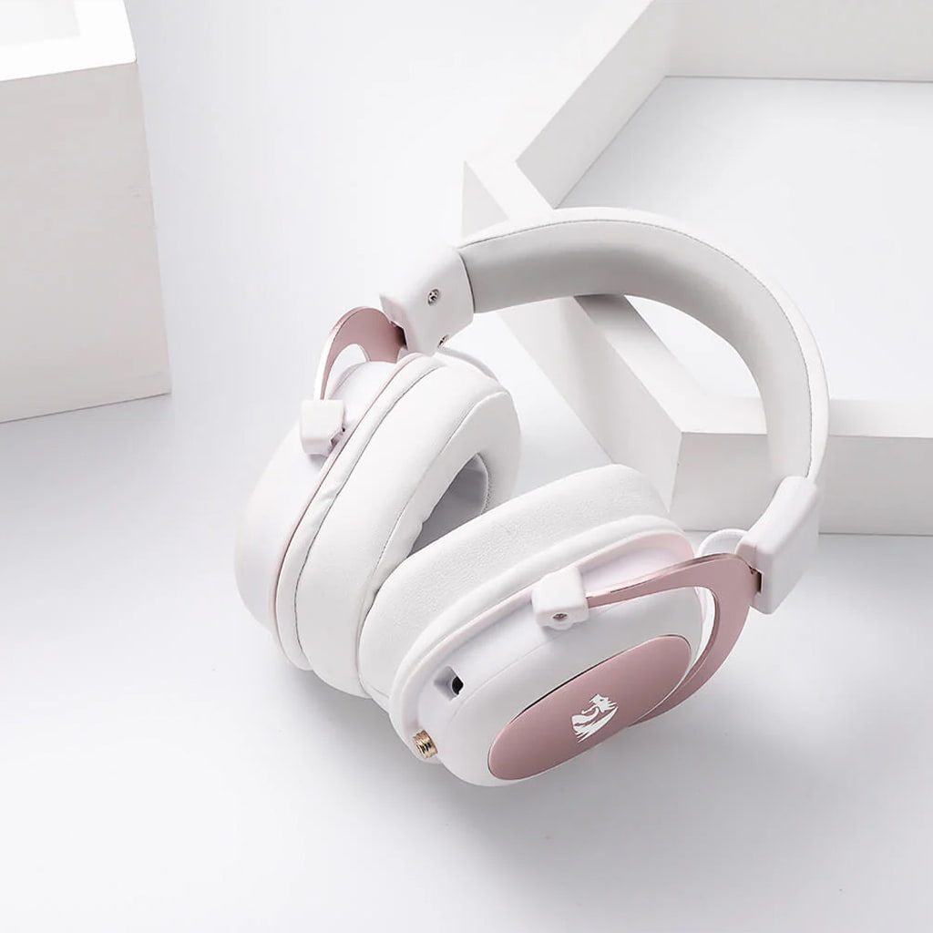 redragon h510 zeus gaming white headset top view 2 1.jpg redragon h510 zeus gaming white headset top view 2 1.jpg